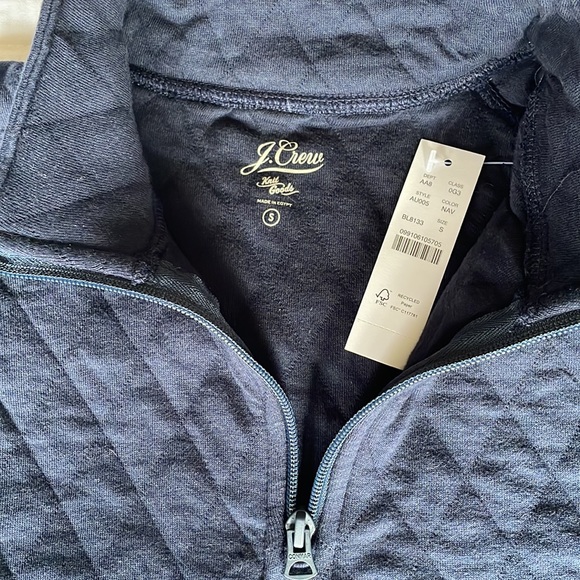 Quilted half-zip pullover - Picture 3 of 7